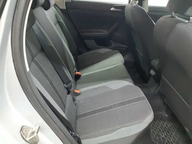 Volkswagen Polo view 14