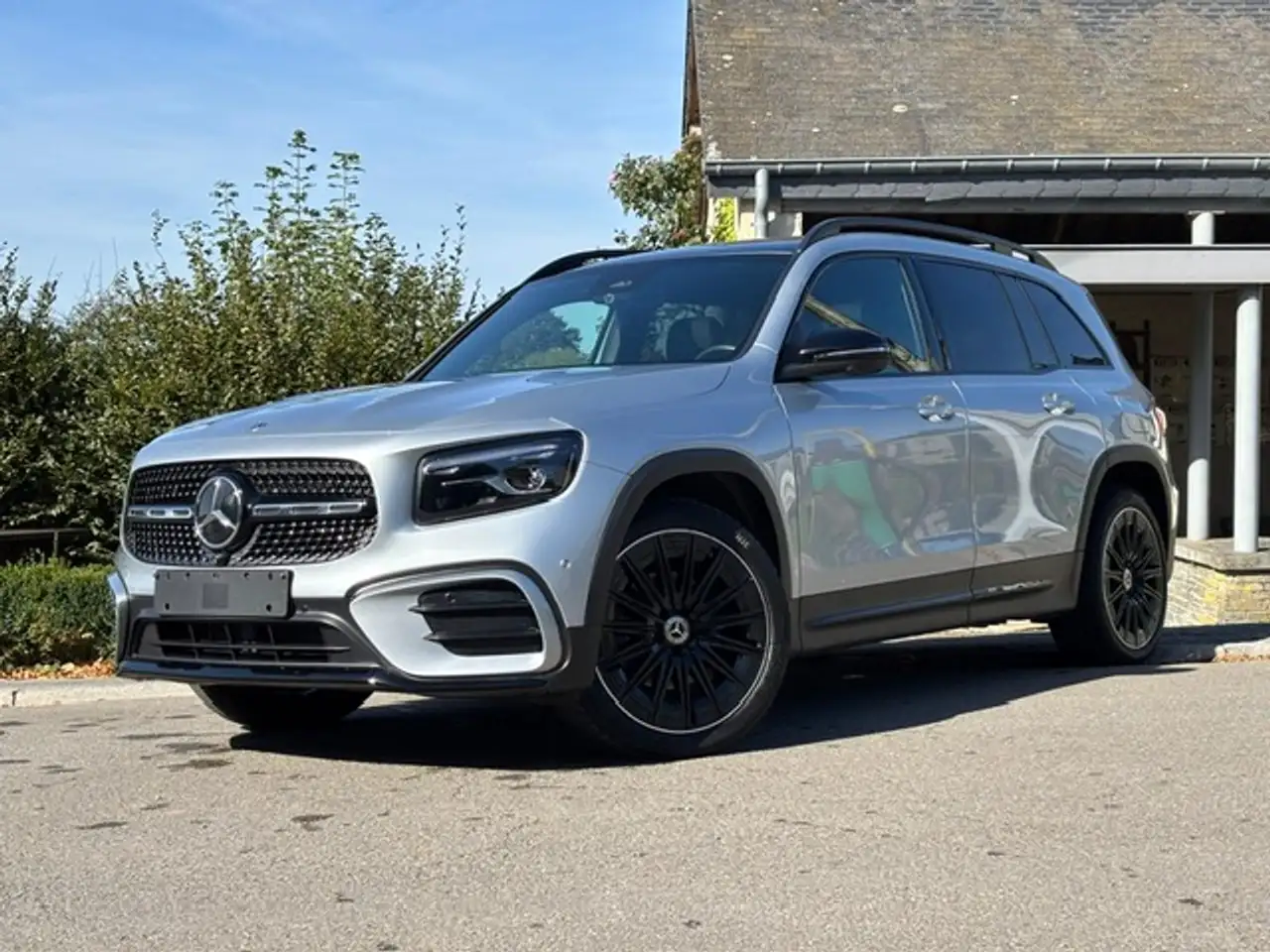 Mercedes-Benz GLB 200