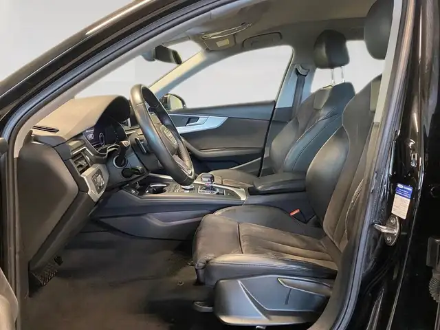 Audi A4 view 7