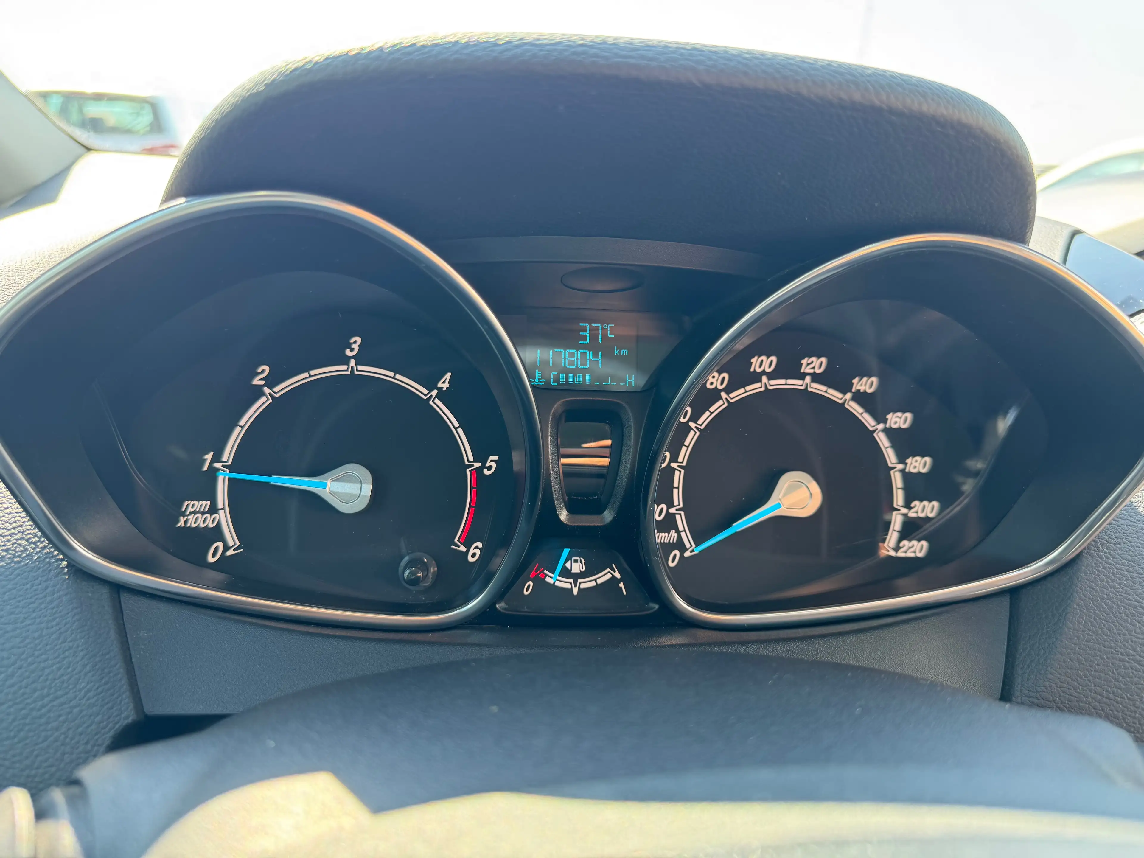 Ford B-Max Titanium — photo 15