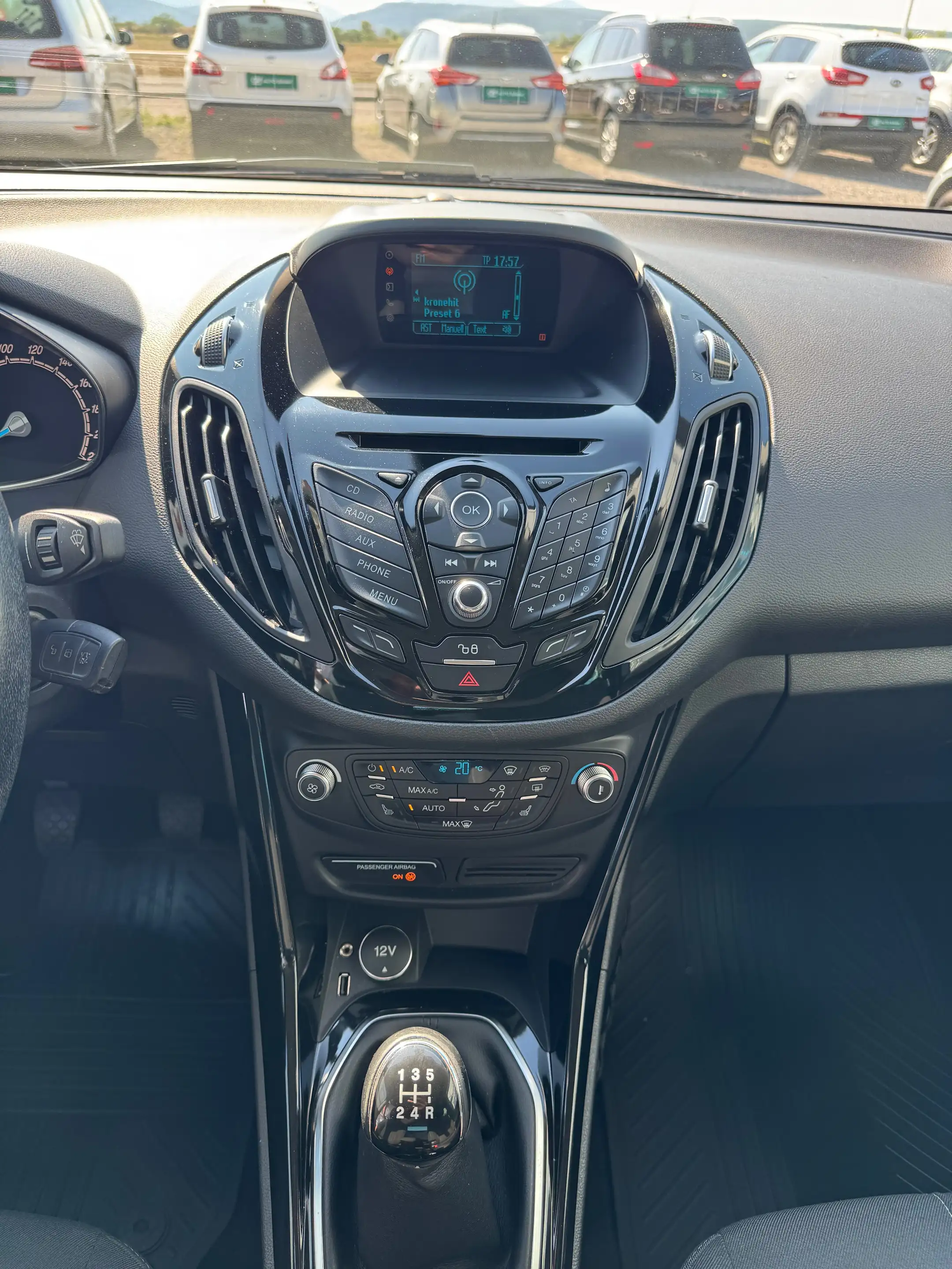 Ford B-Max Titanium — photo 13