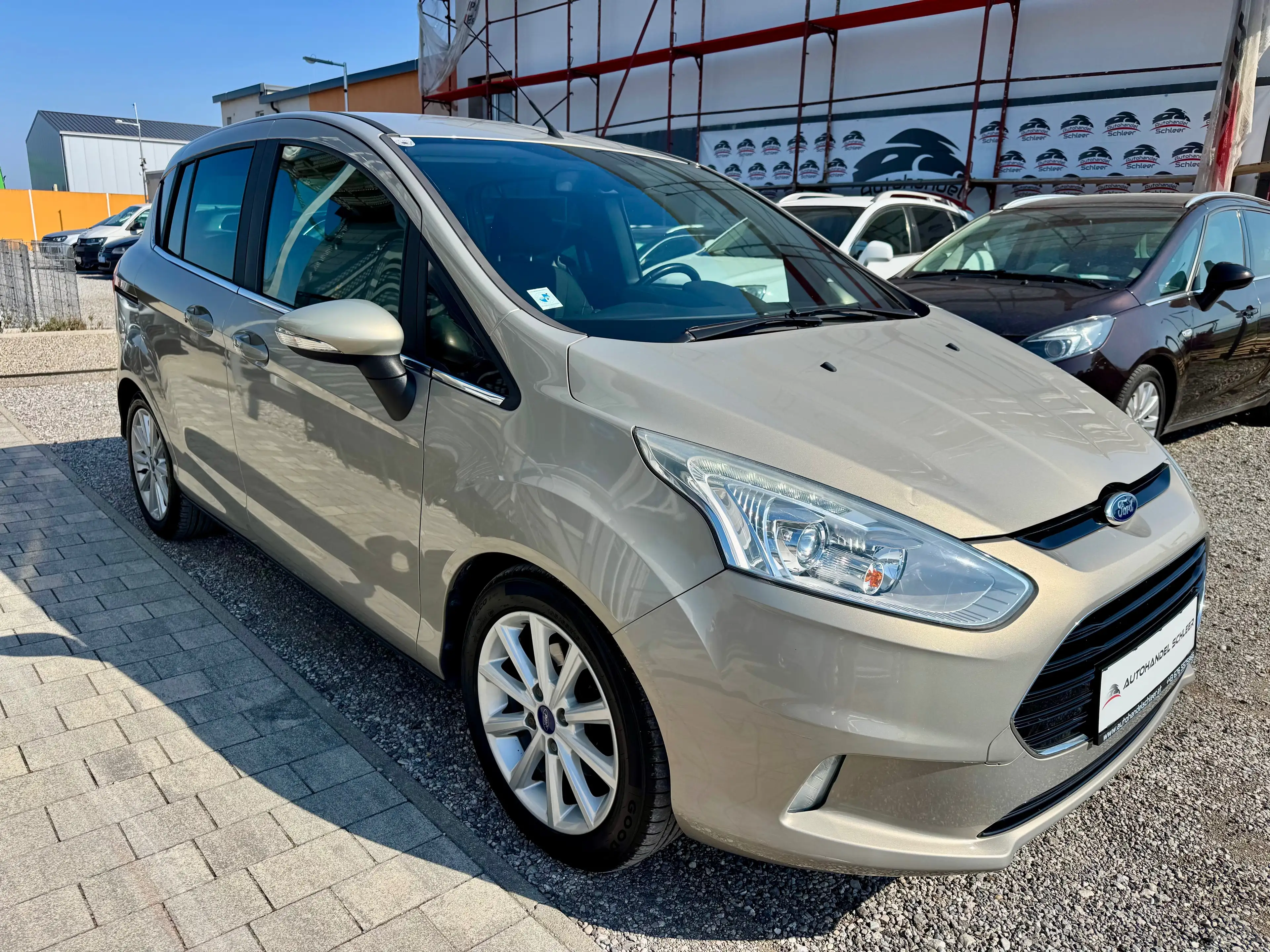 Ford B-Max Titanium — photo 7