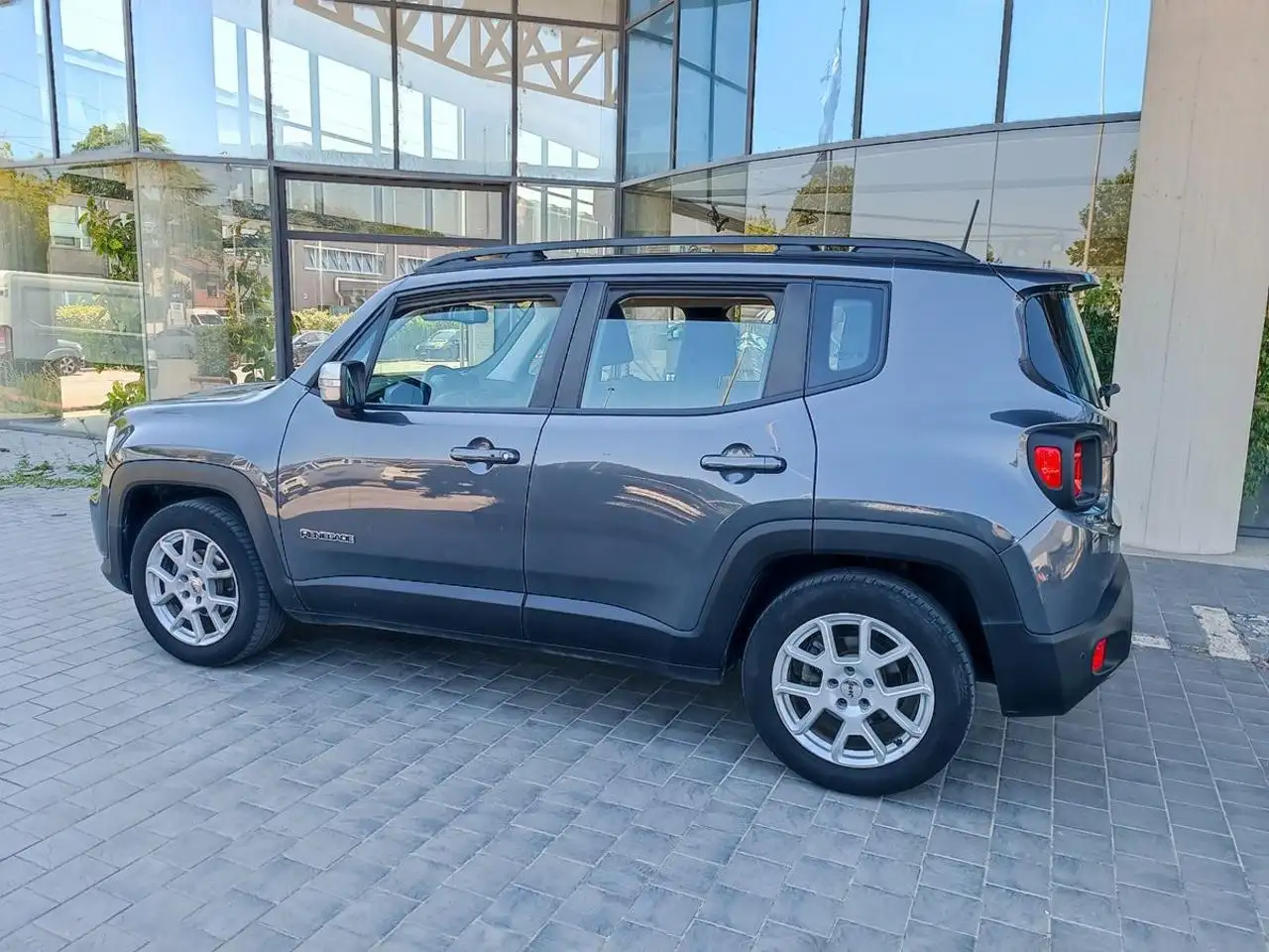 Jeep Renegade 1.6 Mjt 130 CV Limited, миниатюра 16