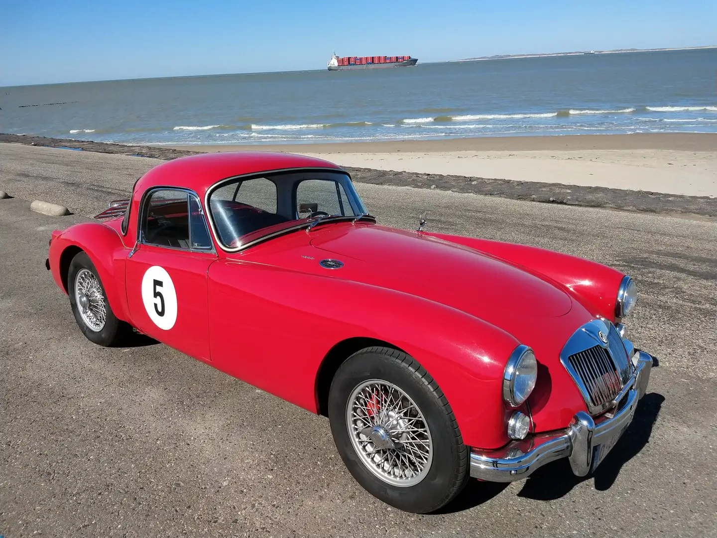 MG MGA Coupé 1600 Rojo - 1
