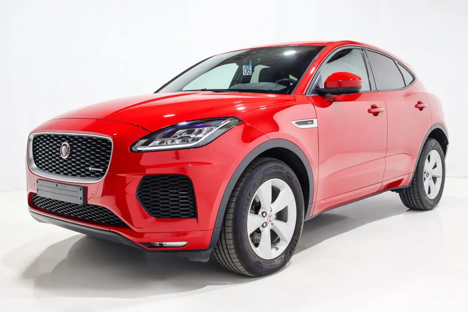 Jaguar E-Pace D 180 AWD - BVA - R DYNAMIC CUIR - LED - 18 - C... Rood - 2