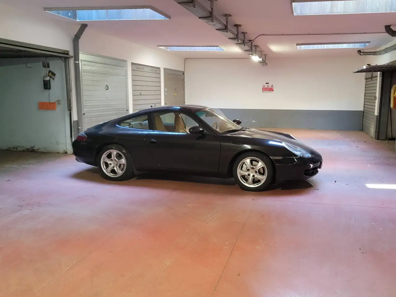 Porsche 996 carrera 4, foto 1