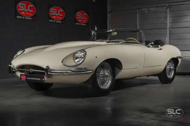 Jaguar E-Type E-Type Roadster 4.2 Series 1.5