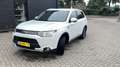Mitsubishi Outlander 2.0 PHEV ExeEd XLine White - thumbnail 1