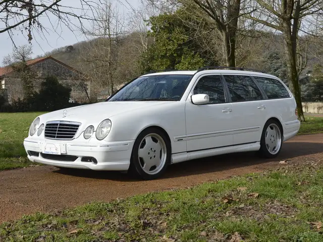 Mercedes-Benz E 55 AMG E SW 55 AMG