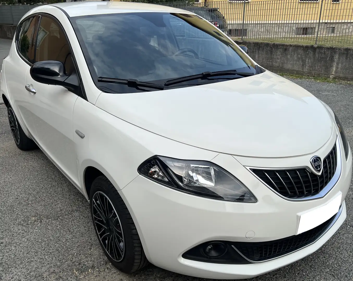 Lancia Ypsilon 1.0 70cv Gold - NO VINCOLI! Blanc - 2
