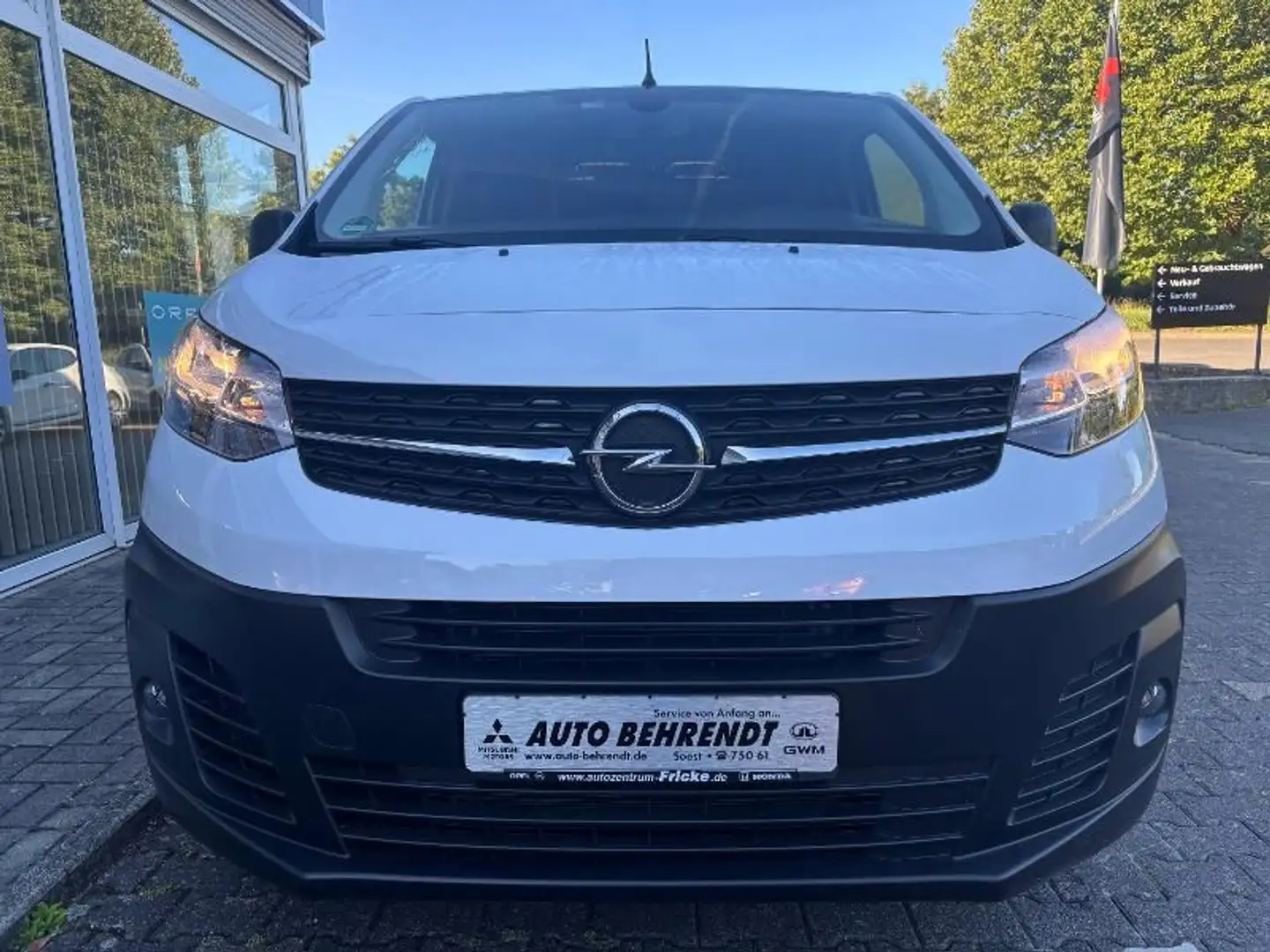 Opel Vivaro Cargo Edition M 1.5 *Kamera*8-fach*Klima* Weiß - 2