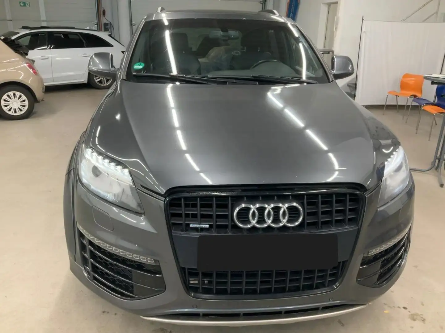 Audi Q7 3.0 TDI quattro S-Line Standhg*Xenon*Pano*AHK Grau - 1