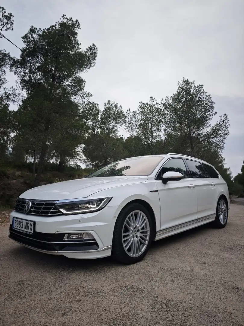 Volkswagen Passat Variant 2.0 TDI SCR 4-Motion DSG (BMT) Highline - 1