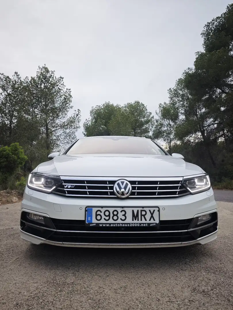 Volkswagen Passat Variant 2.0 TDI SCR 4-Motion DSG (BMT) Highline - 2