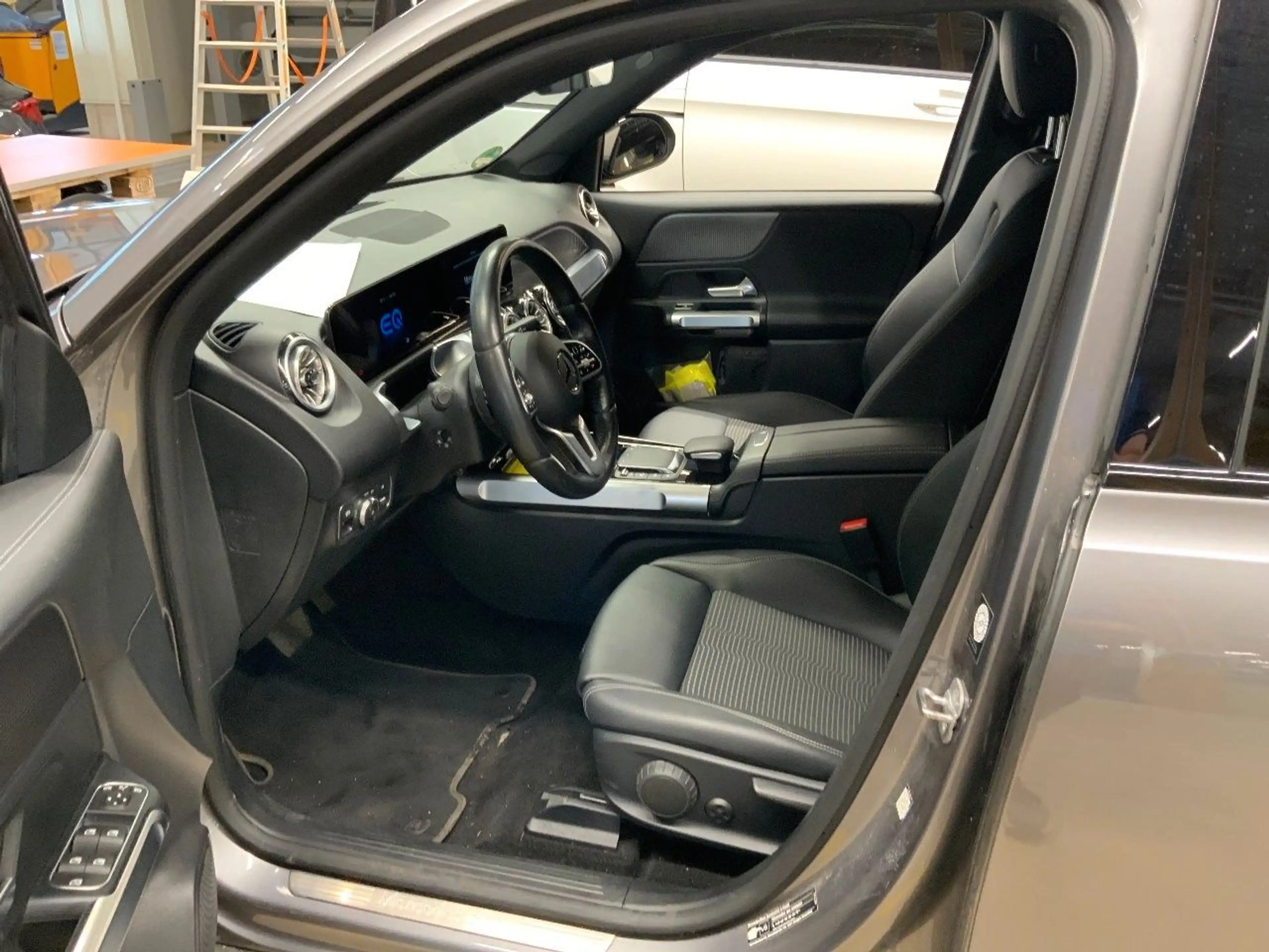 Mercedes-Benz EQB 250 Progressive | MBUX Navi | LED | Kamera — photo 6