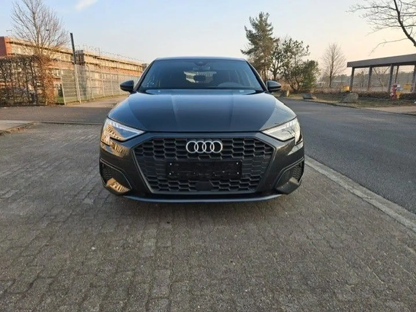 Audi A3 Sportback 30 g-tron basis/Erdgas Grau - 2