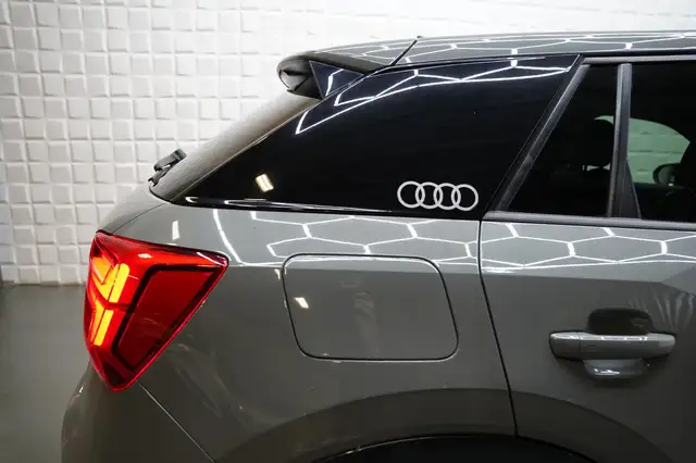Audi Q2 view 10