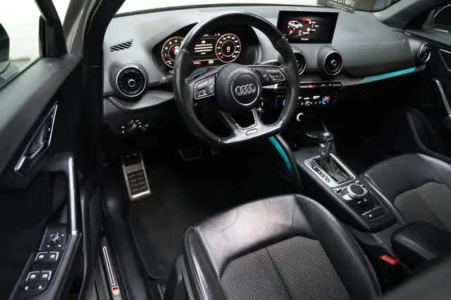 Audi Q2 view 12