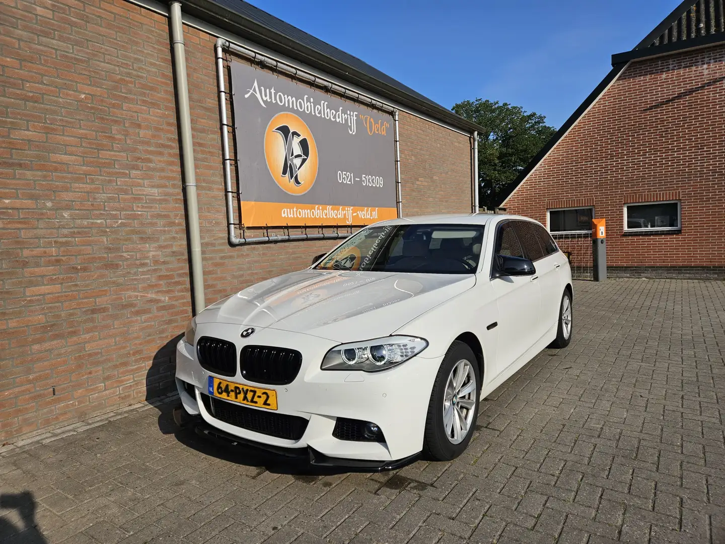 BMW 523 5-serie Touring 523i High Executive Alb - 1