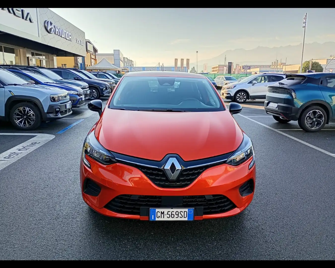 Renault Clio 1.0 TCE EQUILIBRE GPL 100CV Arancione - 2