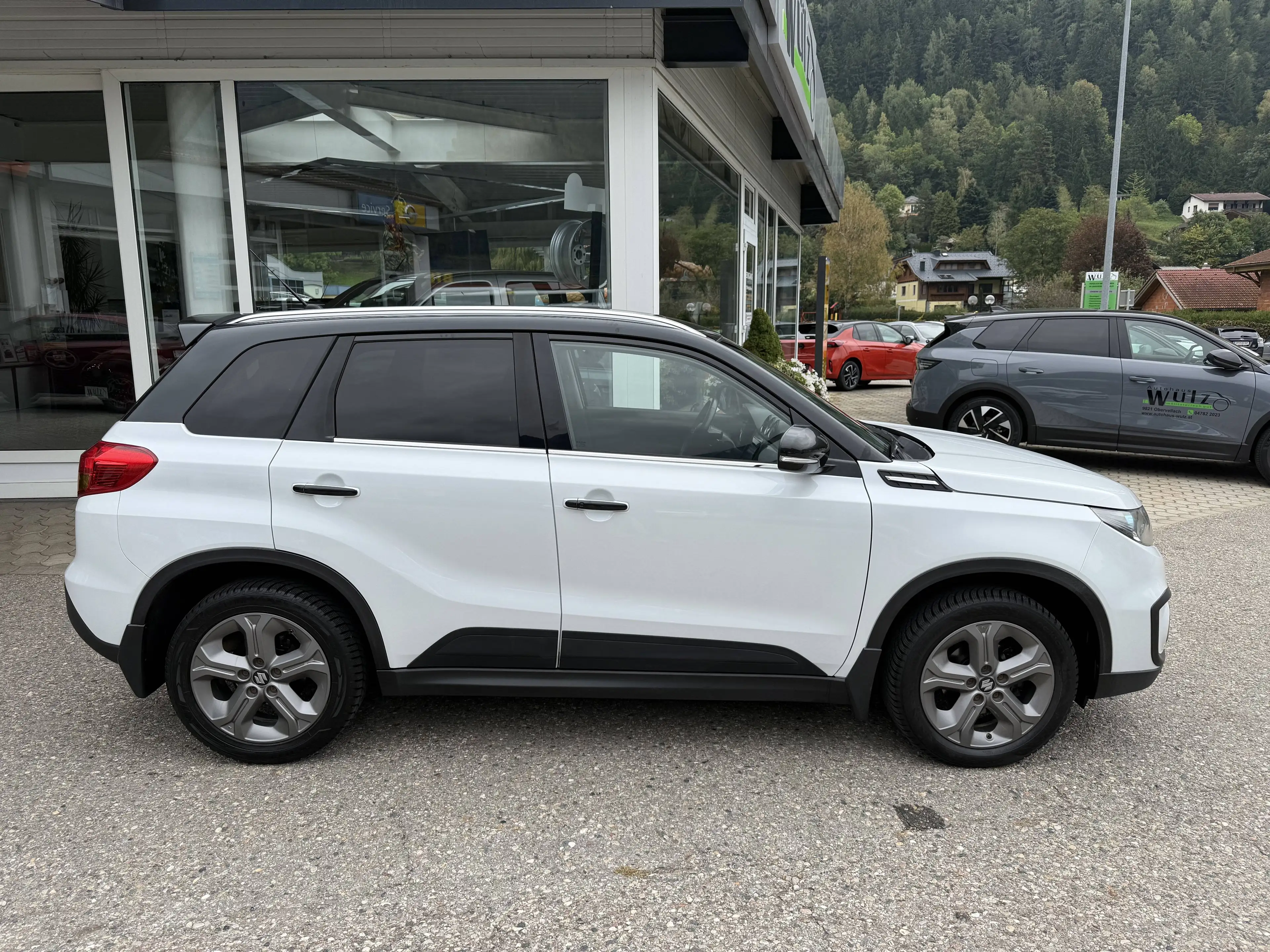 Suzuki Vitara 1,6 DDiS 4WD Flash inkl. Winterräder — photo 2