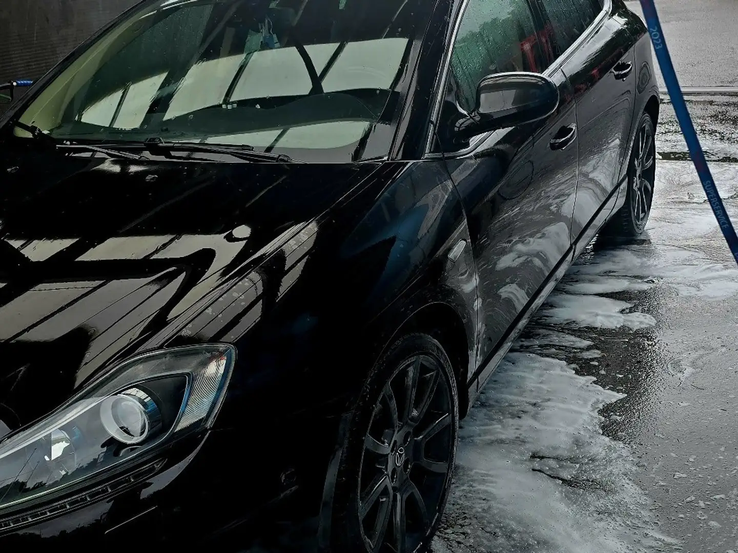 Lancia Delta 1.9 Multijet Momo Design Schwarz - 1