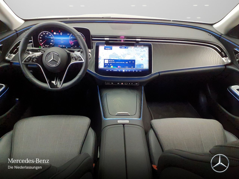 Mercedes-Benz E 200 Avantgarde WideScreen Distr. LED AHK Kamera — photo 13