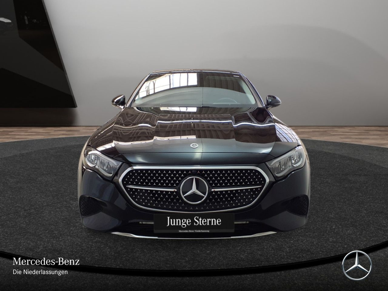 Mercedes-Benz E 200 Avantgarde WideScreen Distr. LED AHK Kamera — photo 3