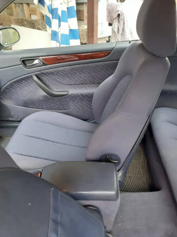Mercedes-Benz CLK 200 CLK Cabriolet - A208 Cabrio k Elegance, foto 8