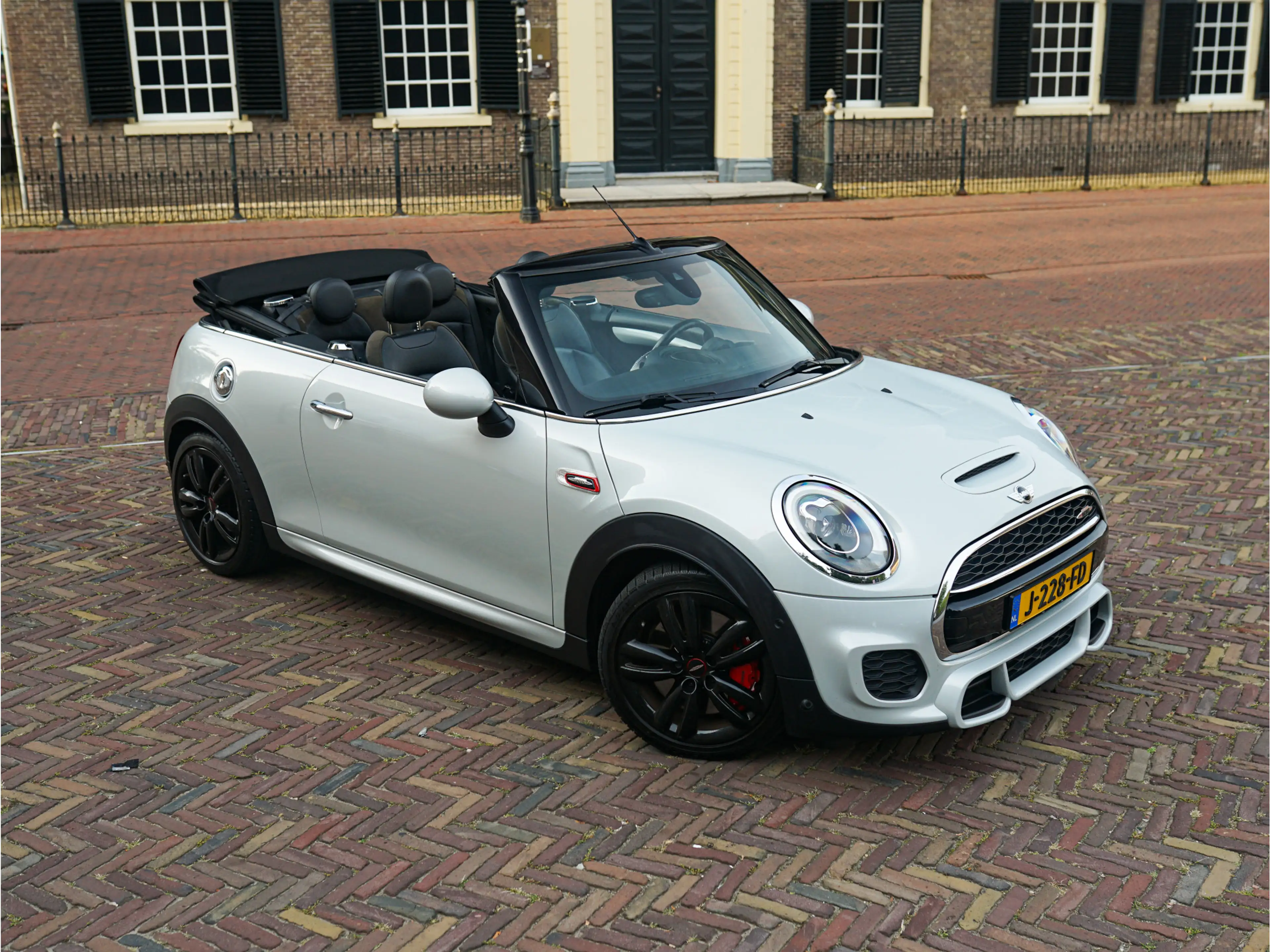MINI John Cooper Works Cabrio 2.0 Chili Aut. l ACC l Leder l Camera l Keyless l — photo 12