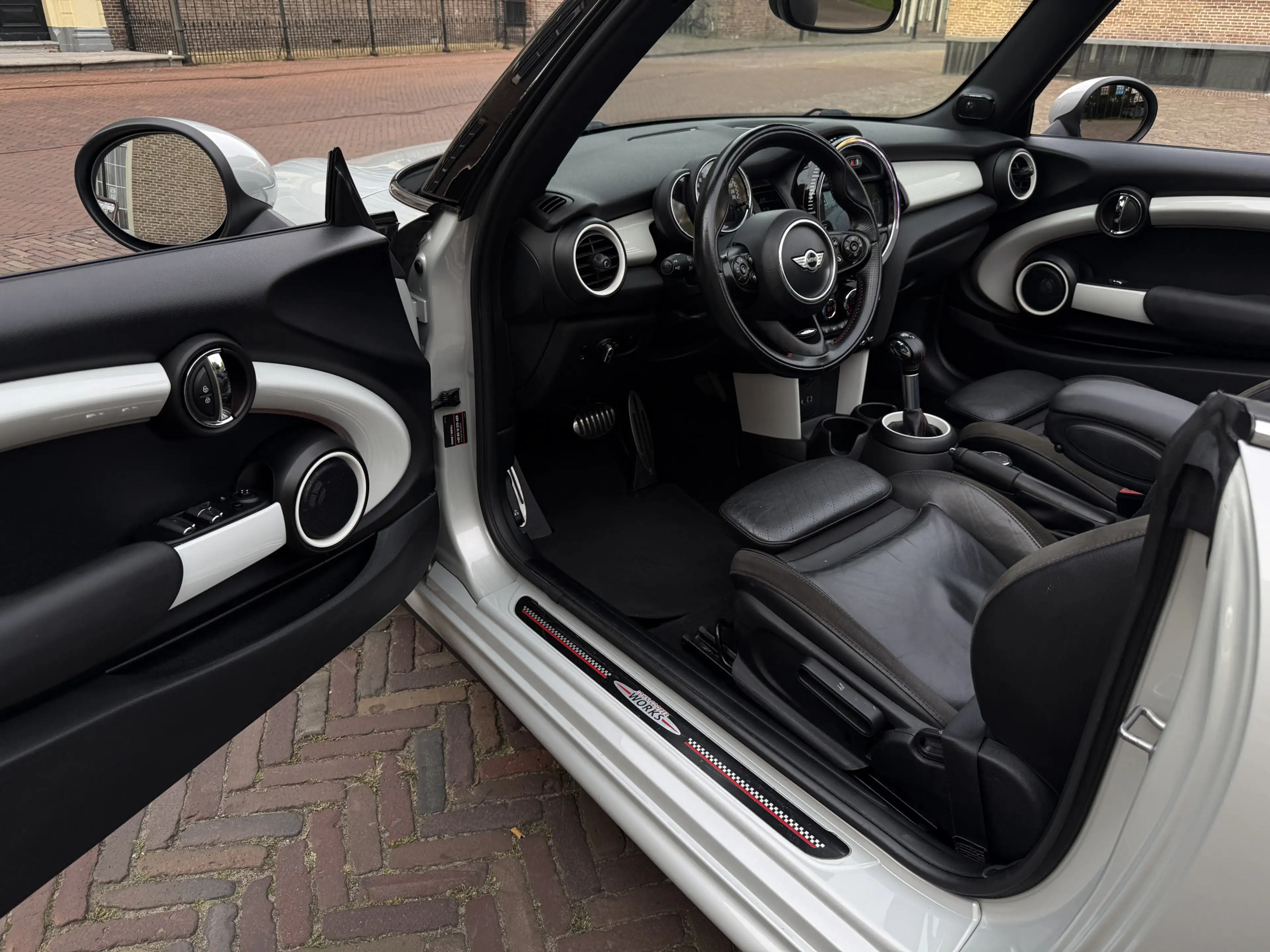 MINI John Cooper Works Cabrio 2.0 Chili Aut. l ACC l Leder l Camera l Keyless l — photo 14