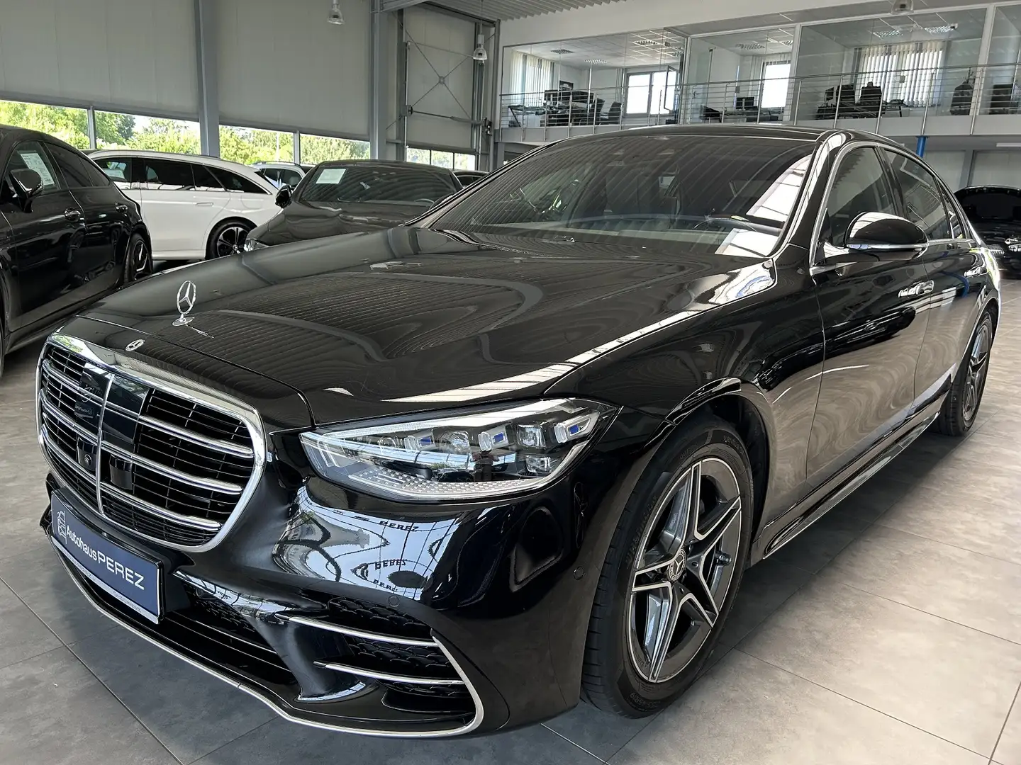 Mercedes-Benz S 350 d 4M L AMG HIGH END FOND ENTER.-CHAUFFEUR Negro - 2