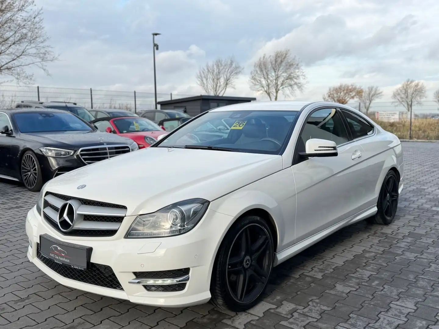 Mercedes-Benz C 220 CDI BlueEfficiency AMG Line Bi-Xenon Navi Blanc - 1
