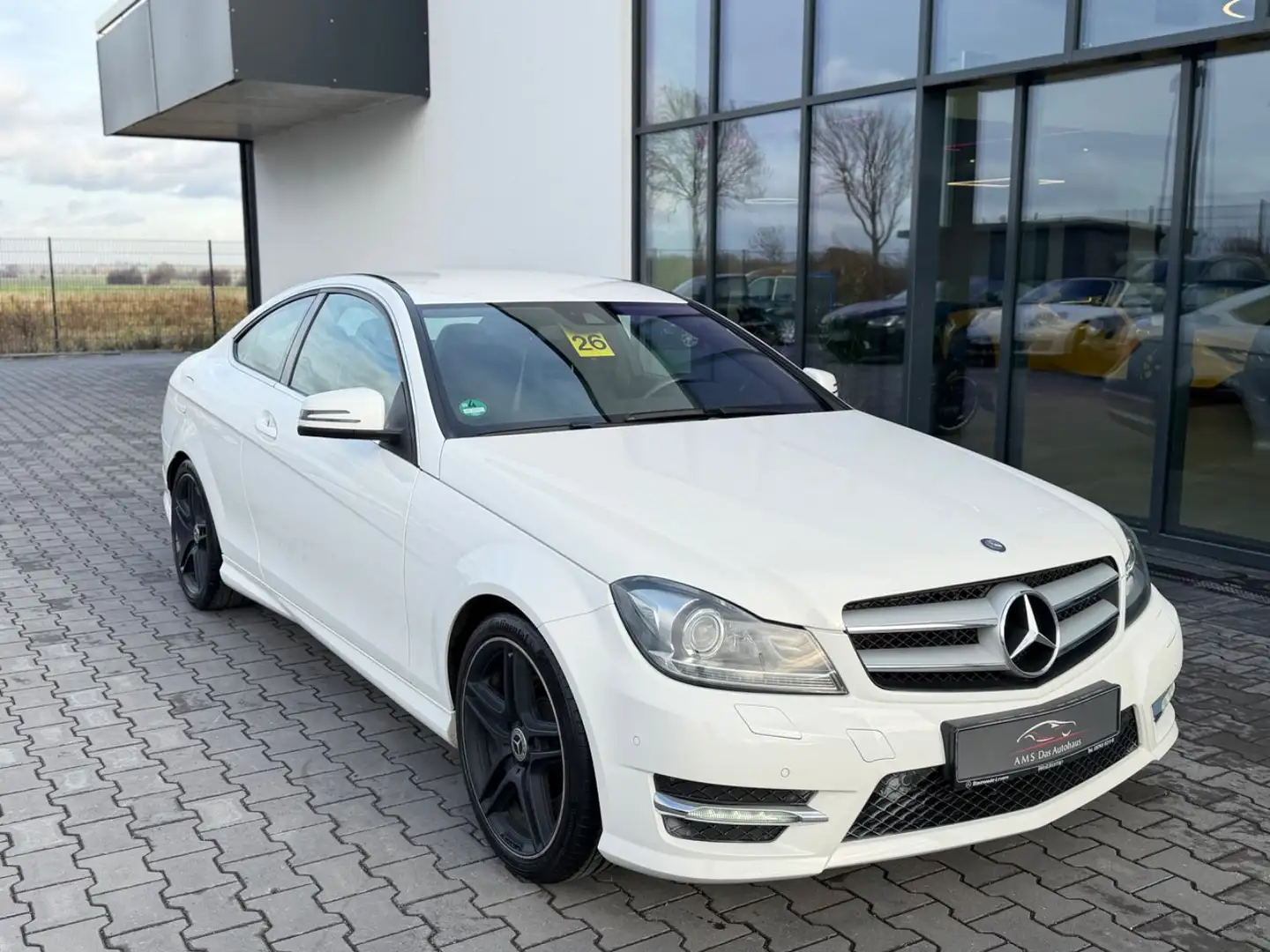 Mercedes-Benz C 220 CDI BlueEfficiency AMG Line Bi-Xenon Navi Blanc - 2