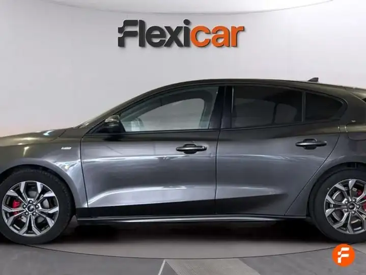 Ford Focus 2022, foto 3
