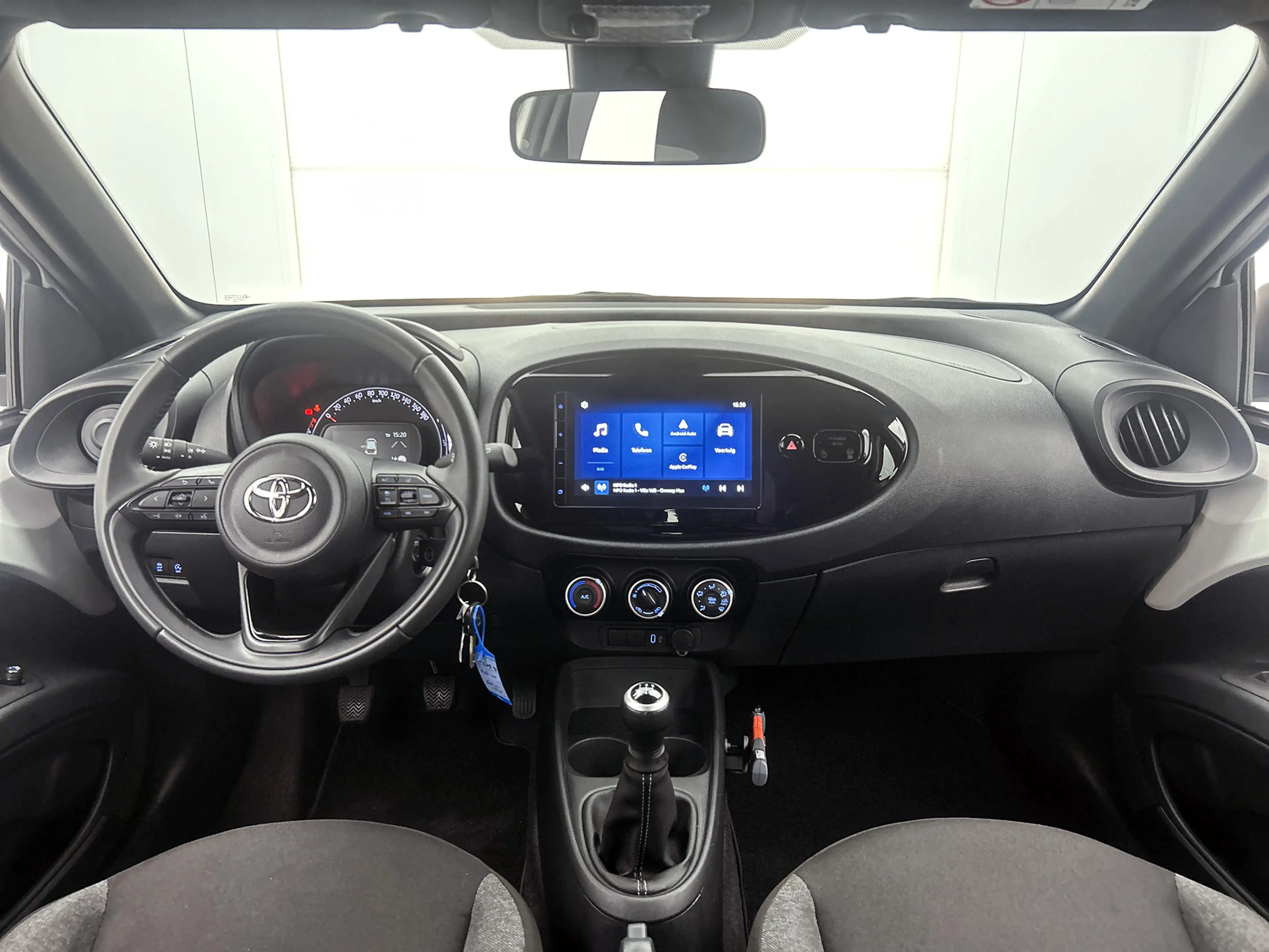 Toyota Aygo X 1.0 VVT-i MT Play | BTW Auto | | Cruise Control Ad — photo 4