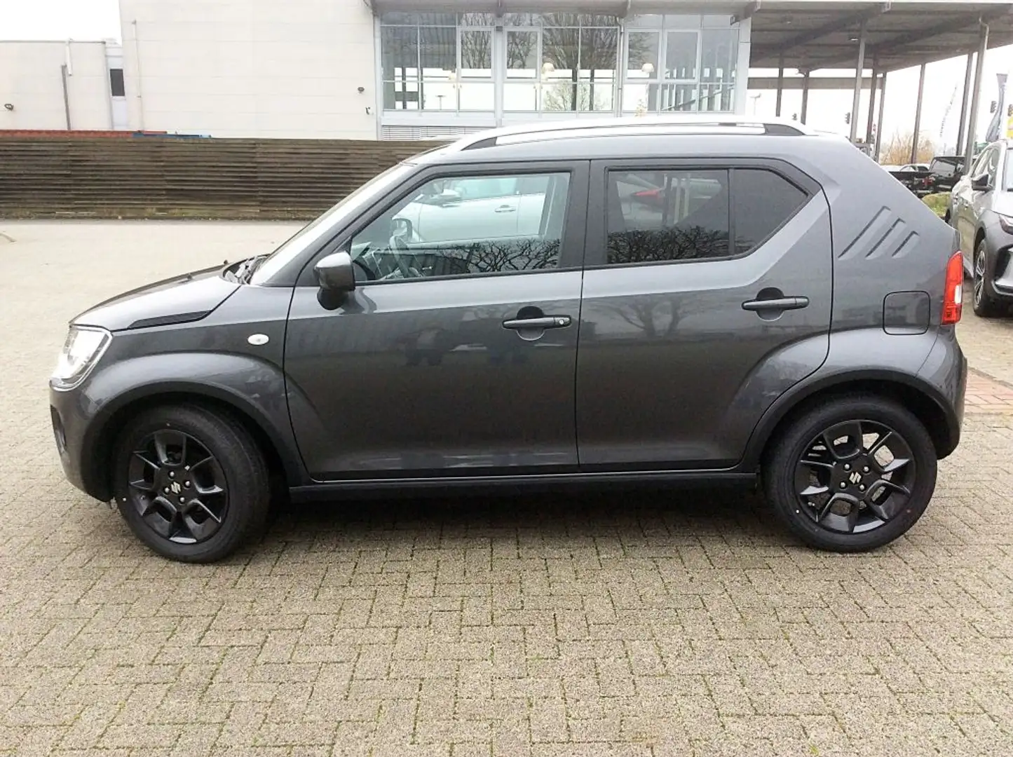 Suzuki Ignis 1.2 Dualjet Hybrid Comfort Grau - 2