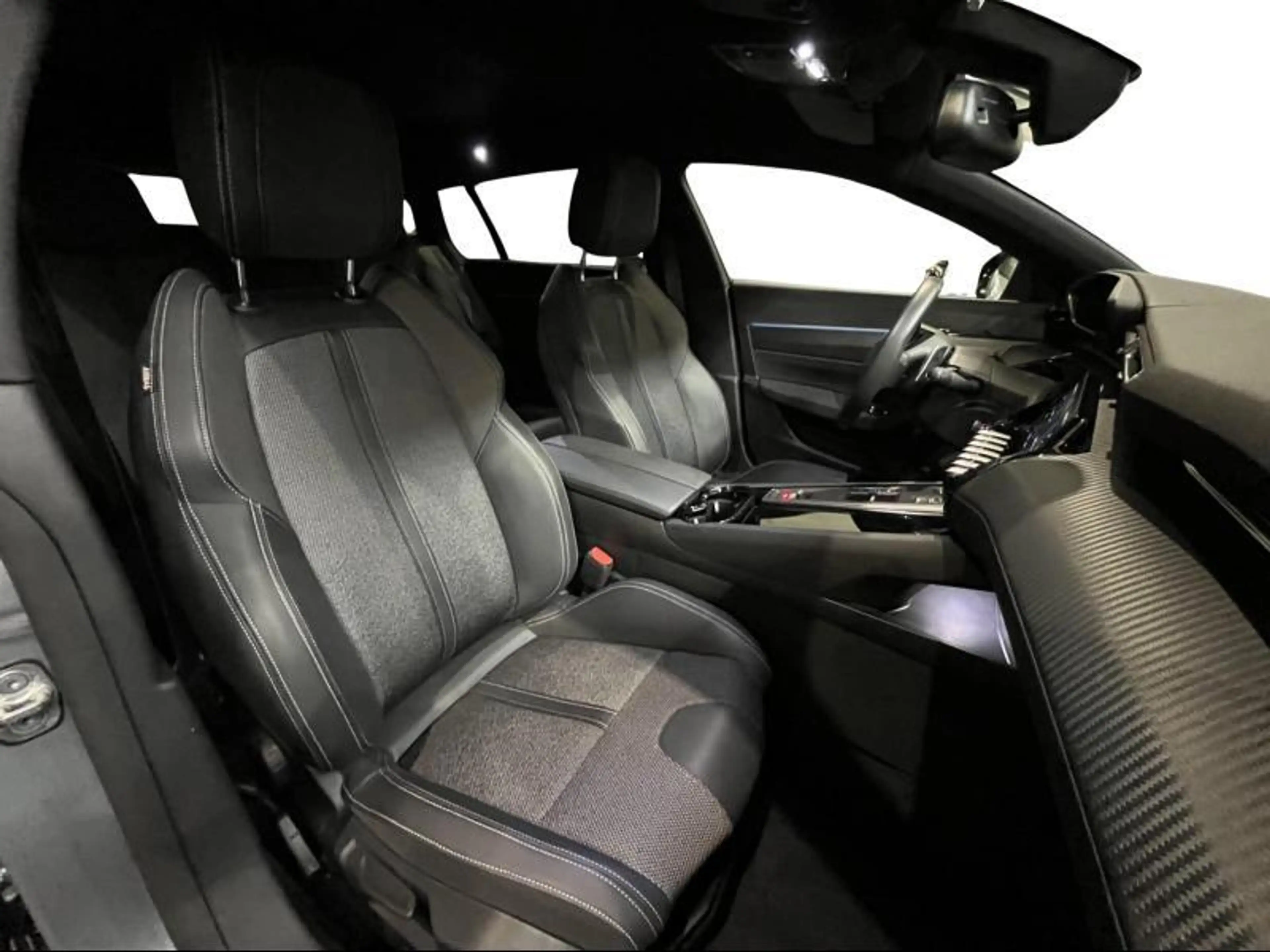 Peugeot 508 Allure Pack — photo 14