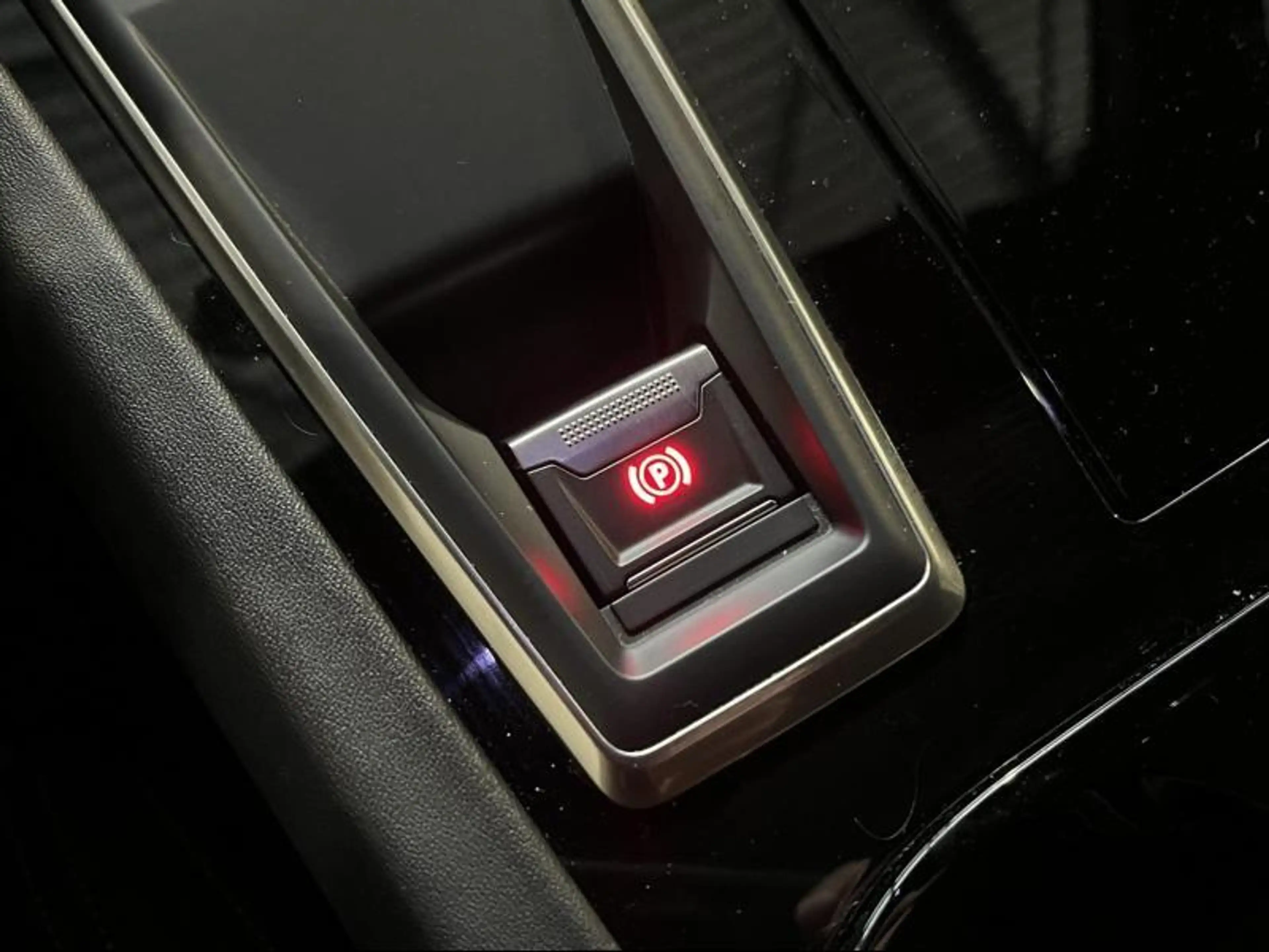 Peugeot 508 Allure Pack — photo 15