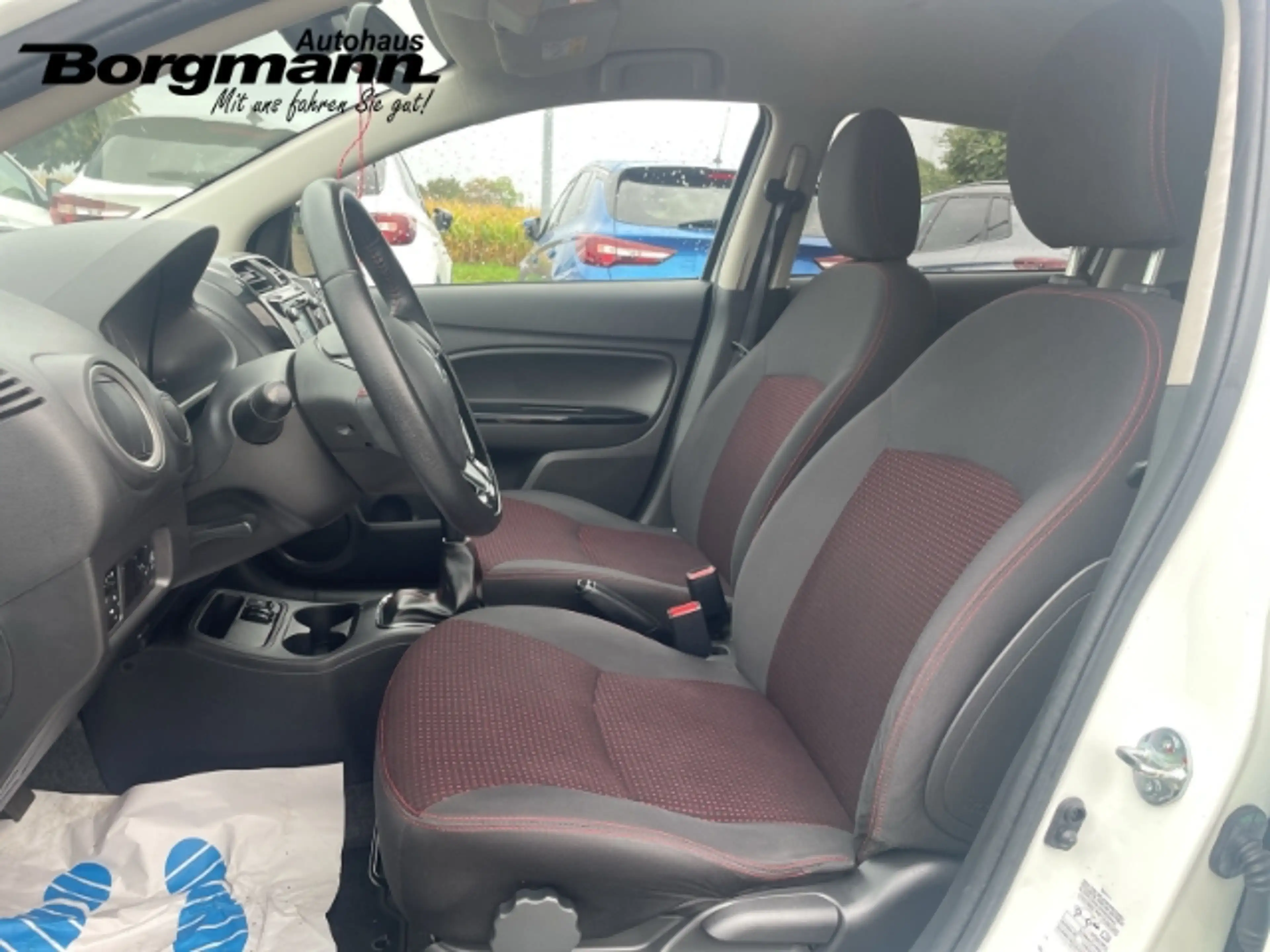 Mitsubishi Space Star Diamant Edition+ 1.2 Bluetooth - Sitzheizung - App — photo 10