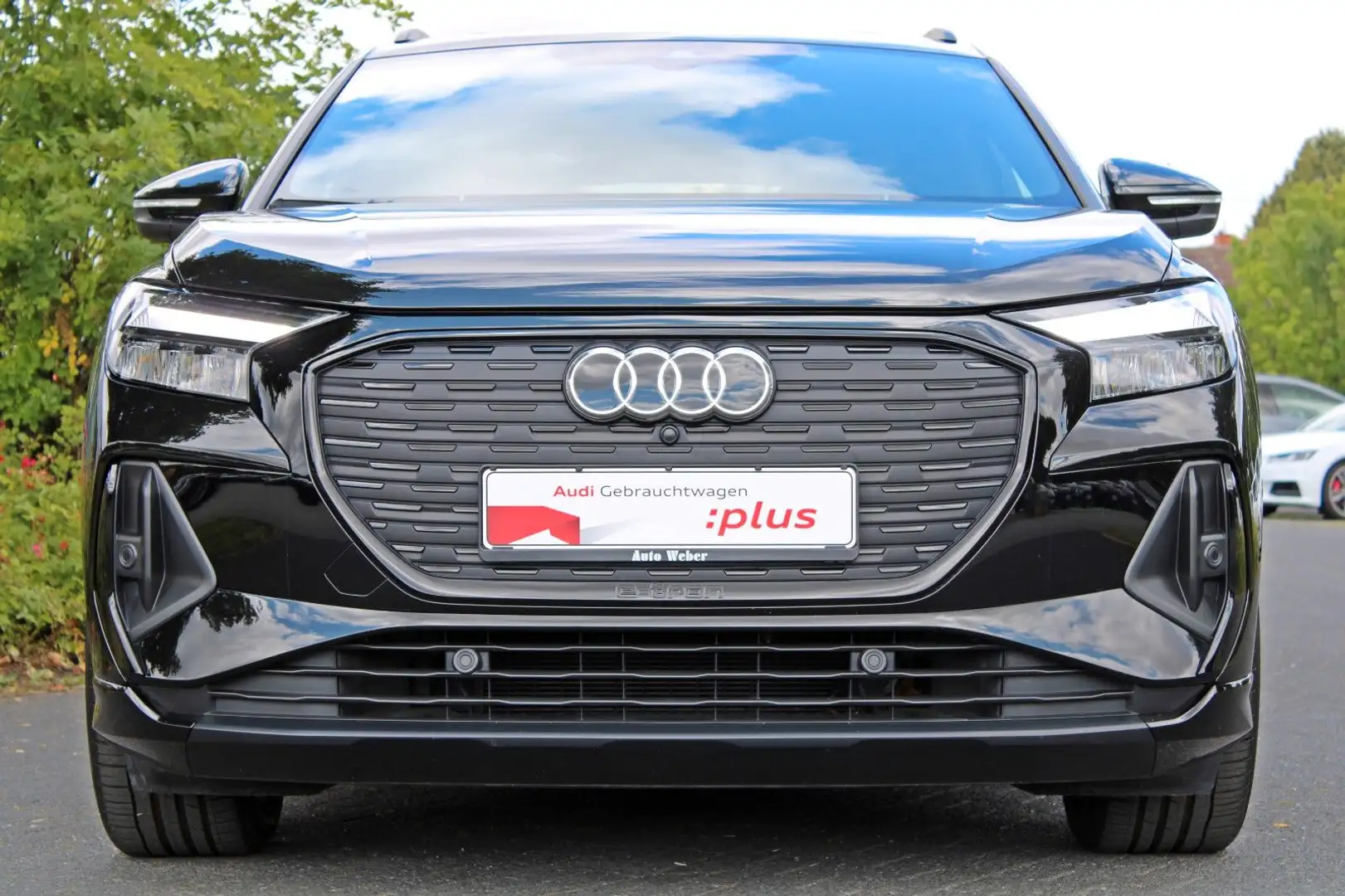 Audi Q4 e-tron 40 S LINE PANO KAMERA ACC LEDER NAVI+ Schwarz - 2