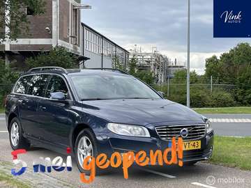 2.0 D4 Summum | Dealer onderhouden | Distributieri