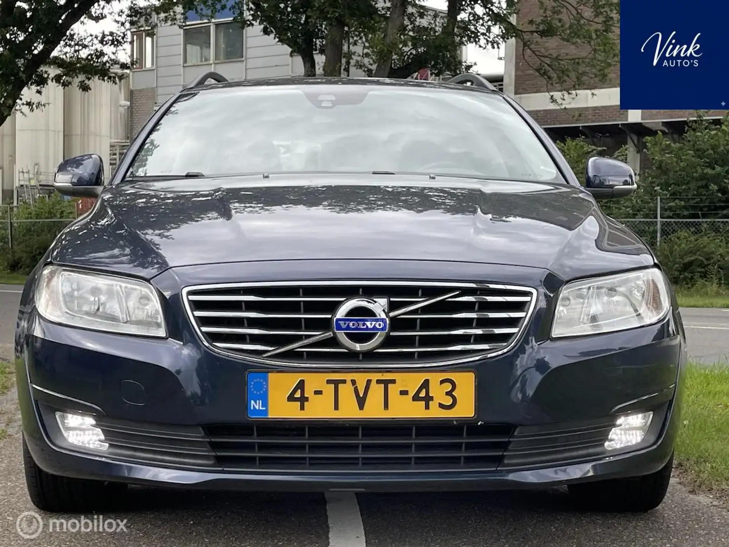 Volvo V70 2.0 D4 Summum | 180 PK | Navigatie Blauw - 2