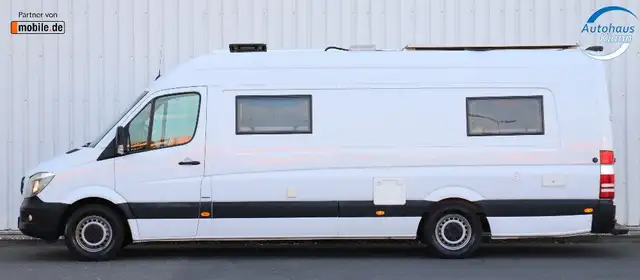 Mercedes-Benz Sprinter view 6