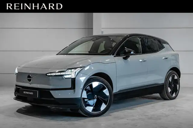 Volvo EX30 Twin Motor Performance Ultra 69 kWh / Stuurverwarm