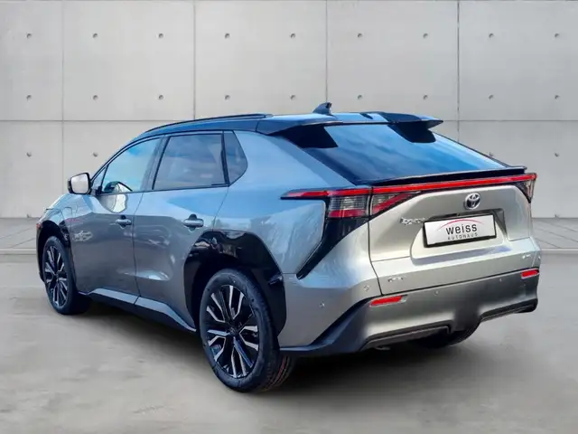 Toyota BZ4X view 2