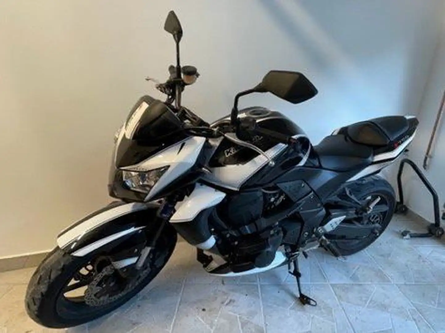 Kawasaki Z 750 modelle 2013 Noir et Blanc Noir - 2