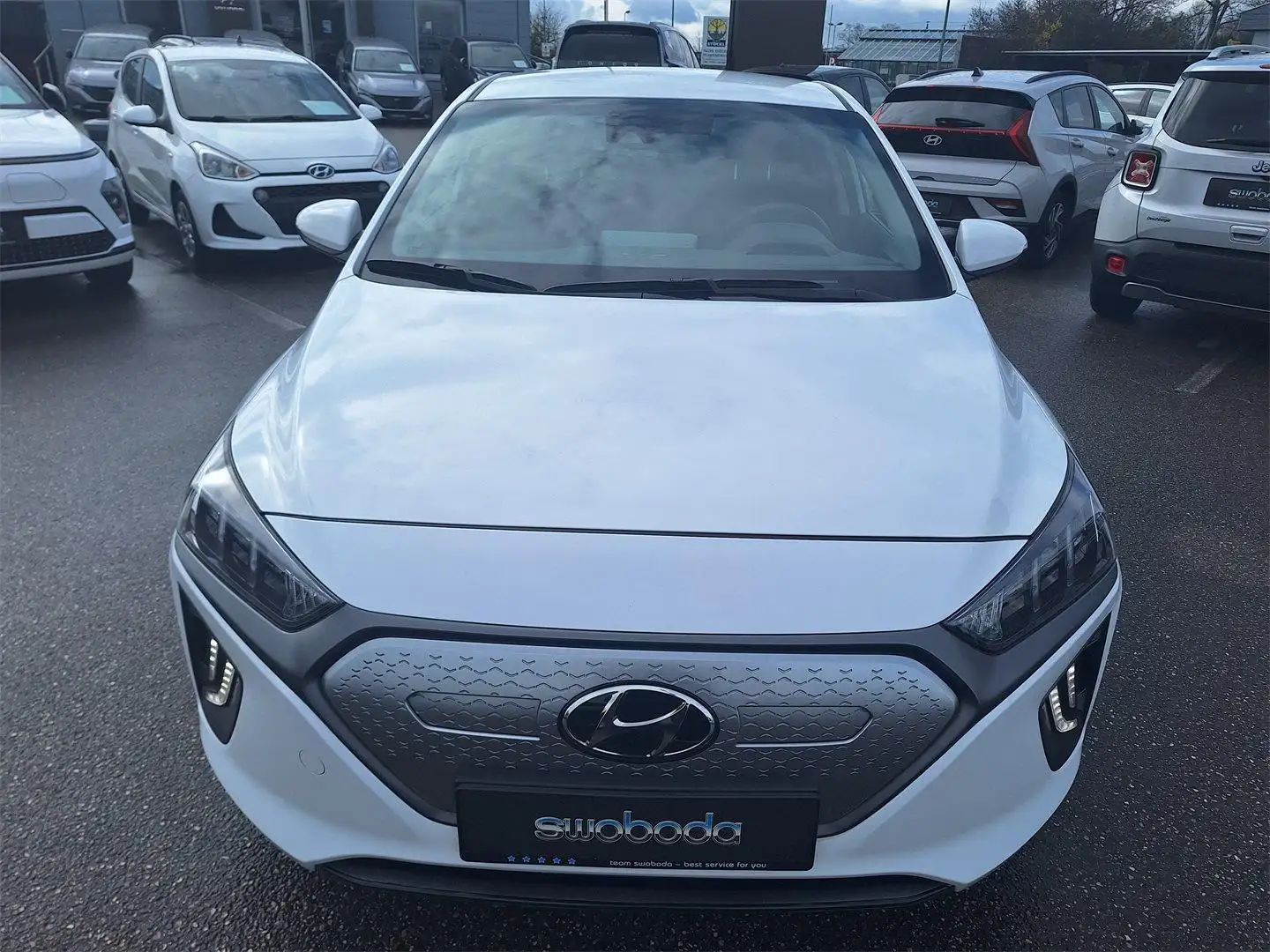 Hyundai IONIQ Ioniq Elektro 28 kWh Level 4 Aut. 8-fach Weiß - 2