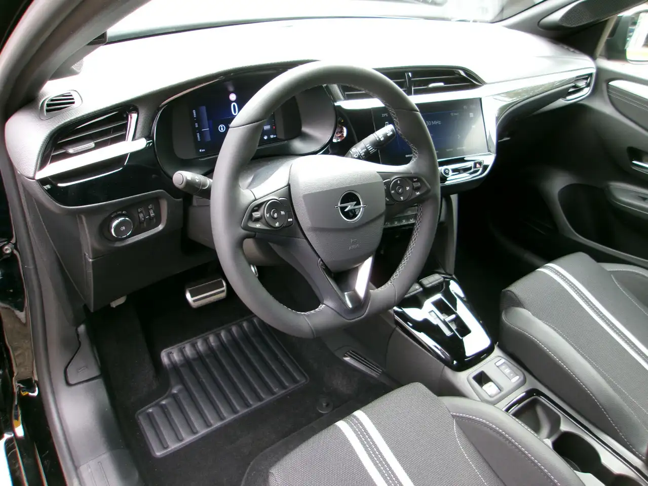 Opel Corsa GS Automatik Klima Kamera SZHZG LHZ, миниатюра 10