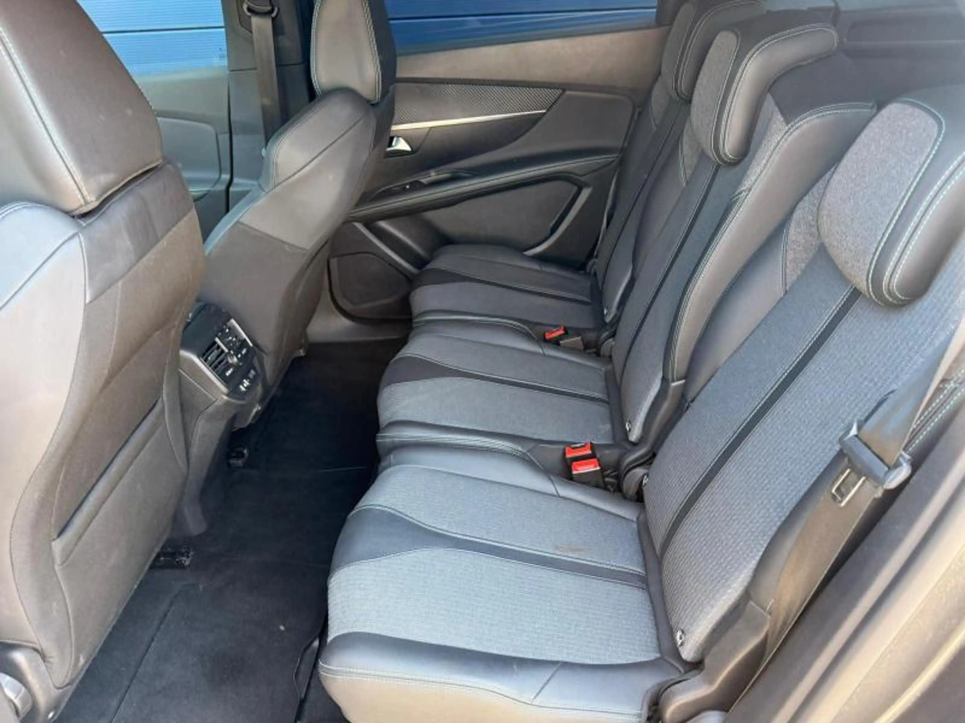 Peugeot 5008 Allure Pack — photo 8